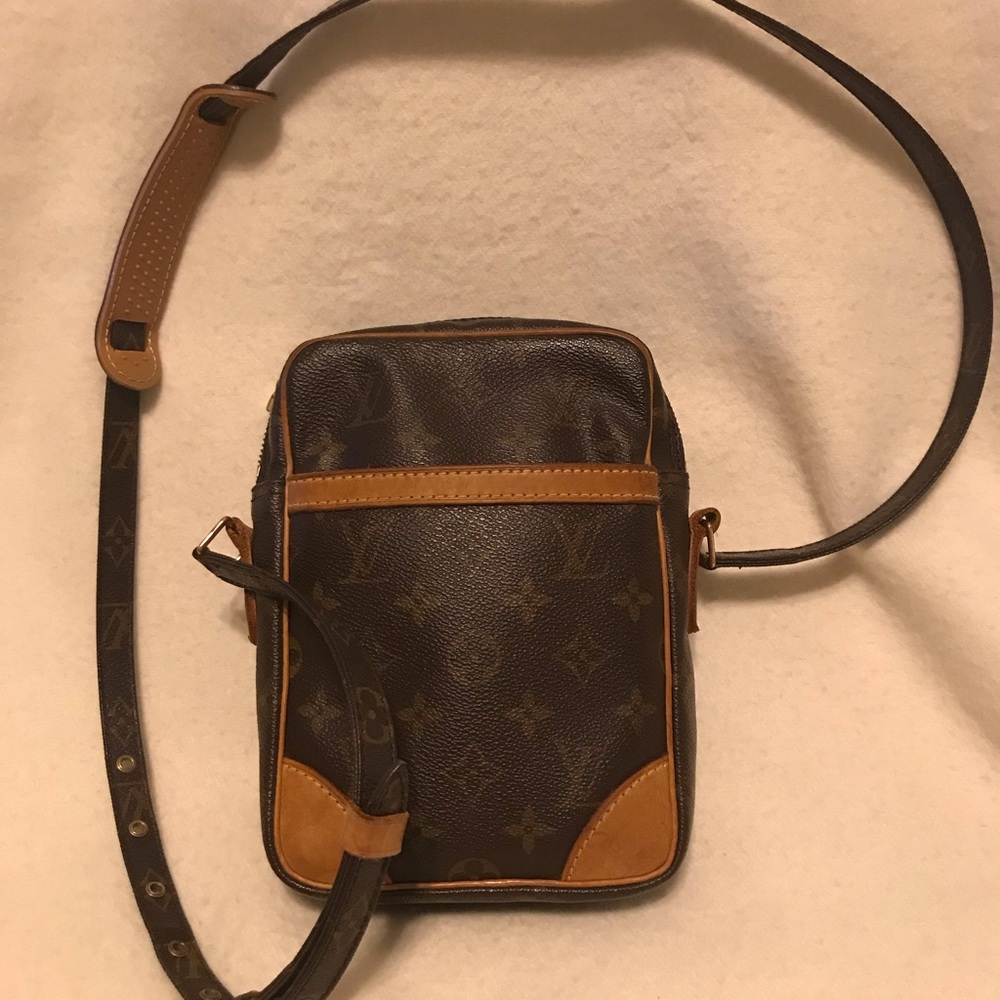 *SOLD*LV Danube **SOLD ON ANOTHER PLATFORM**